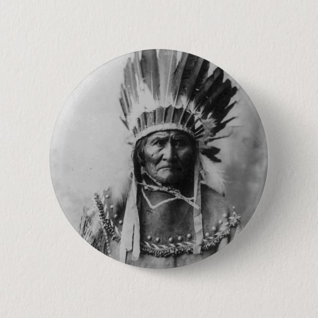Geronimo 6 Cm Round Badge (Front)