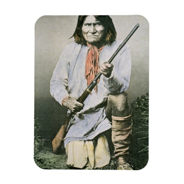 Geronimo (coloured photo) magnet (Vertical)