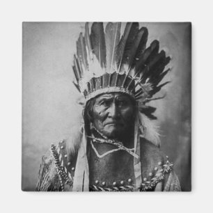 Geronimo in Head Dress Vintage Indian Magnet