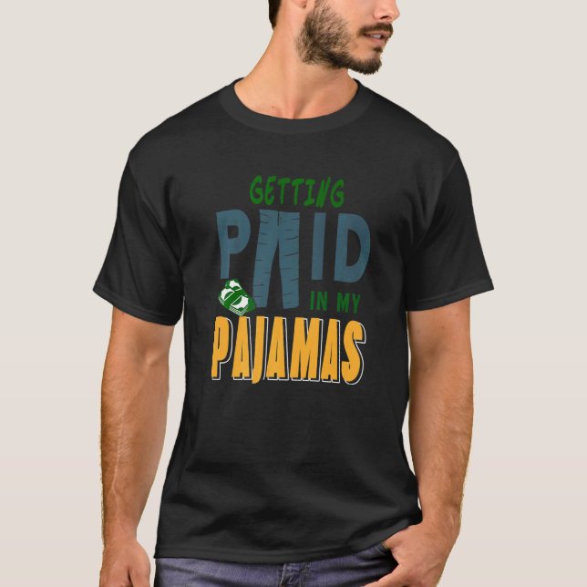 Getting Paid In My Pyjamas Retro  Present T-Shirt (Front)