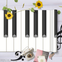 Giant Piano Keyboard on a Roll of Paper (beige)