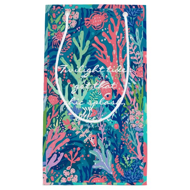 Gift bag in stylish graphic (Front)