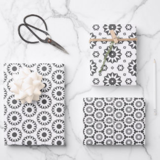 Gift paper in gray and white.