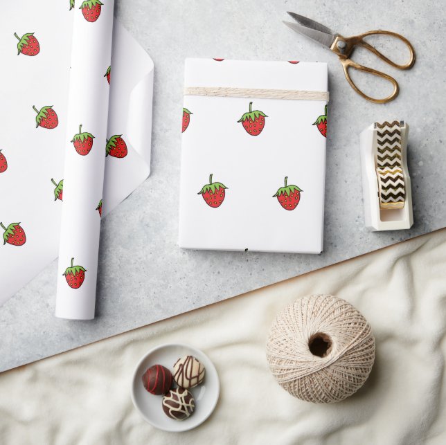 Gift Wrapping Cute Strawberries  Paper (Crafts)