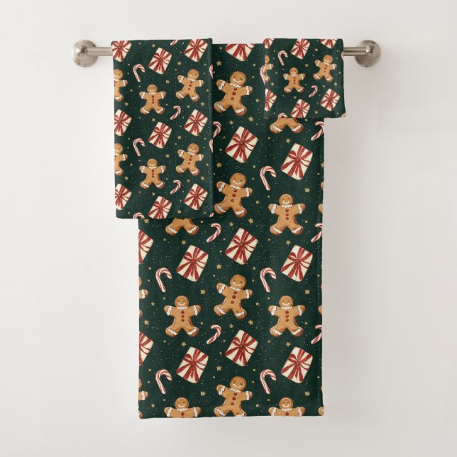 Gingerbread and Peppermint Christmas Pattern Bath Towel Set (Insitu)