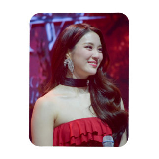 Ginny Natnicha Pratipnatsiri Magnet