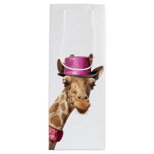 Giraffe in sparkly pink hat wine gift bag