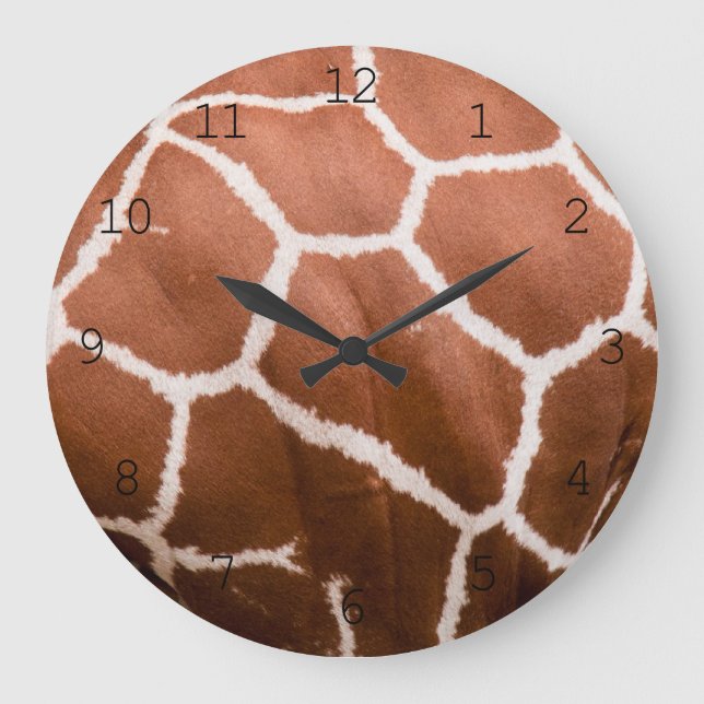 Giraffe pattern with numbers large clock (Front)