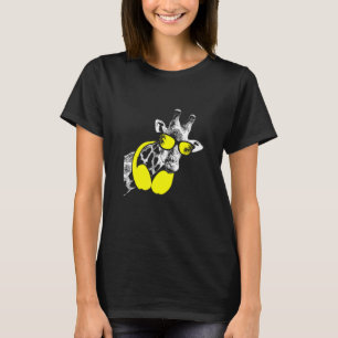 Giraffe sunglasses headphones party giraffe T-Shirt