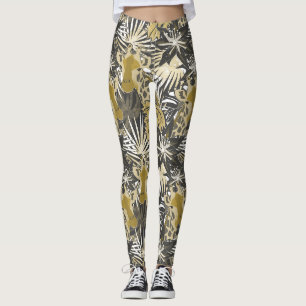 Giraffes in the night forest. leggings