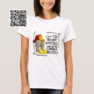 Girl Firefighter She'll Conquer The World  T-Shirt
