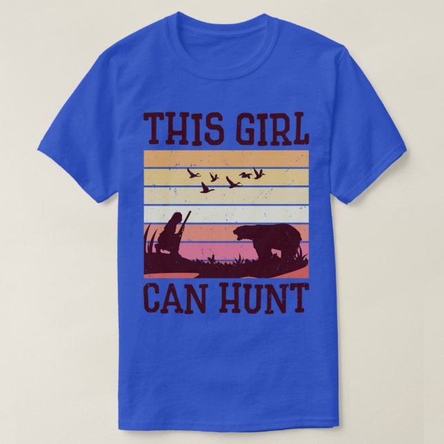 Girl Hunter Retro Wild Animal Hunt Nature Bear Hun T-Shirt (Design Front)