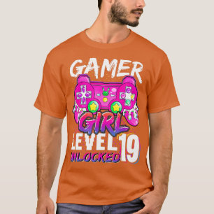 Girl Level 19 Unlocked Video Game 19th Birthday T-Shirt