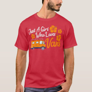 Girl Travelling Rv Camper Mobile Home Trip Van Lif T-Shirt