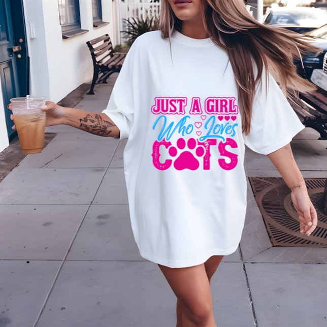 girl who loves cats,cat shirt womens (Creator Uploaded)