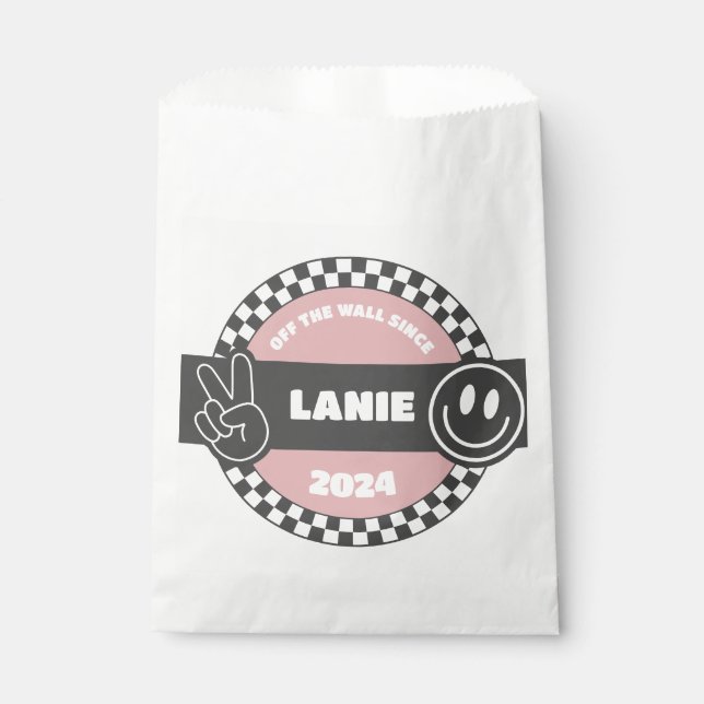 Girls' Chequered Skateboard Groovy Rad Birthday Favour Bags (Front)