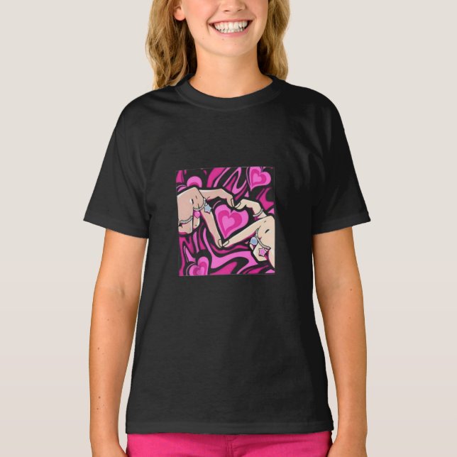 Girls Love Heart T-Shirt (Front)