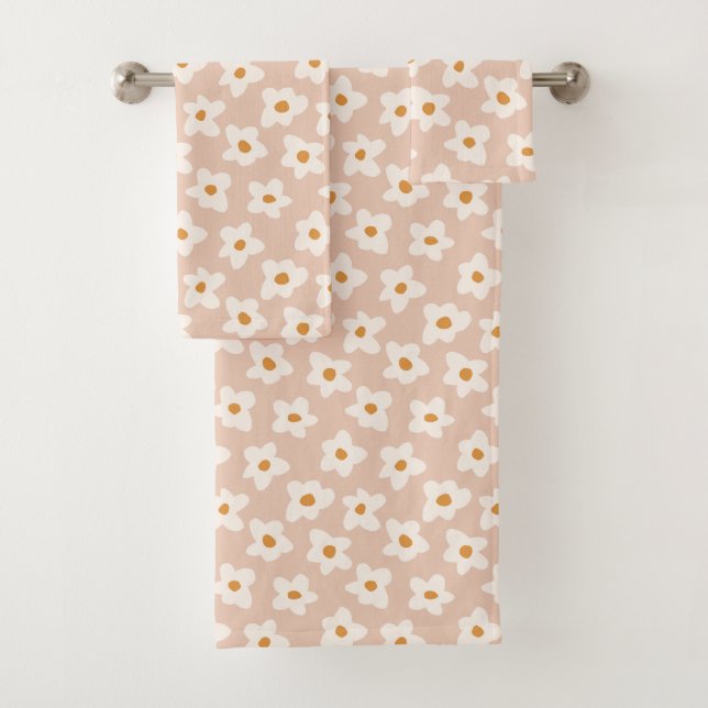 Girls Retro Daisy Flower Pink Decor Bath Towel Set (Insitu)