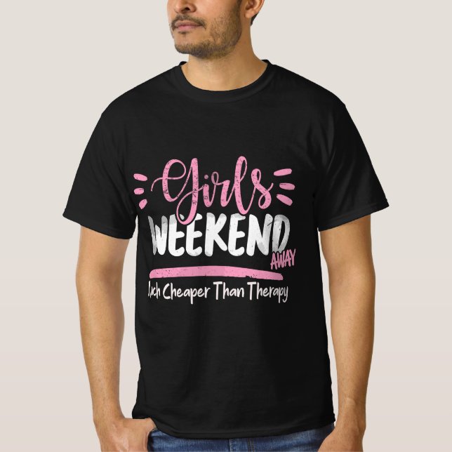 Girls Weekend 2022 Weekend Away Beaches Booze And  T-Shirt (Front)