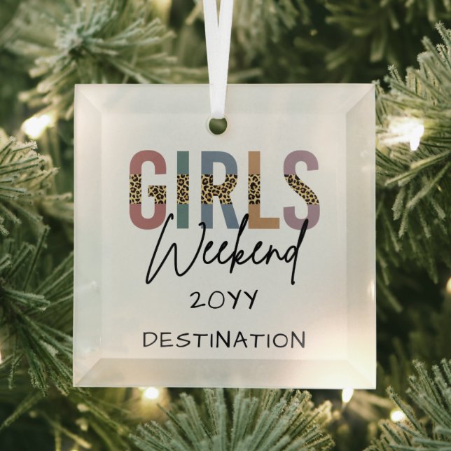 Girls Weekend Cheetah Print Girls trip getaway Glass Tree Decoration (Insitu)