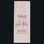 Girly pink glitter modern stylish 40th birthday la wine gift bag<br><div class="desc">Girly pink glitter modern stylish 40th birthday design. Modern script text monochrome design. Part of a collection.</div>