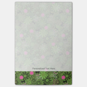 Girly Punk Skulls on Flower Camo background Post-it Notes