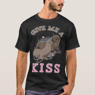 Give Me A Kiss Sealion Couple Ocean Animal T-Shirt