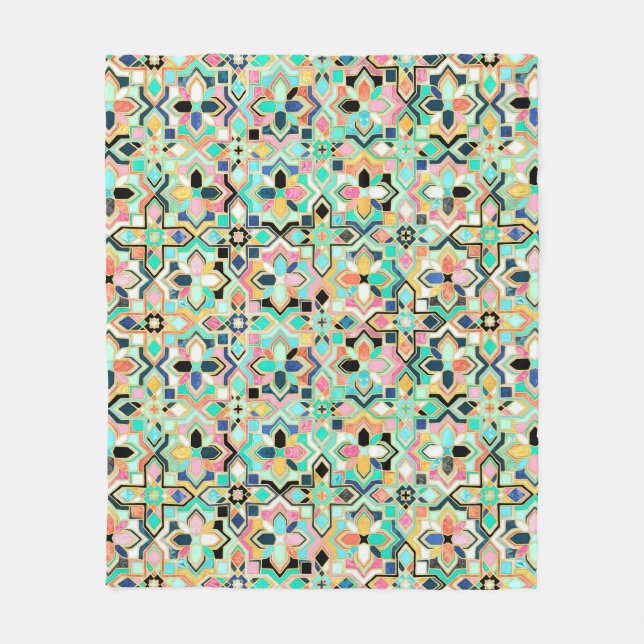 Glamourous Gilded Moroccan Tile Pattern Fleece Blanket (Front)