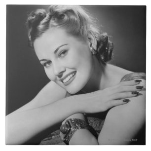 Glamourous Woman Tile