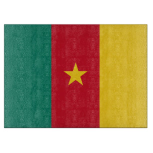 Glass cutting board with Flag of Cameroon