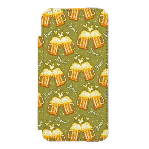 Glasses Of Beer Pattern Incipio Watson™ iPhone 5 Wallet Case