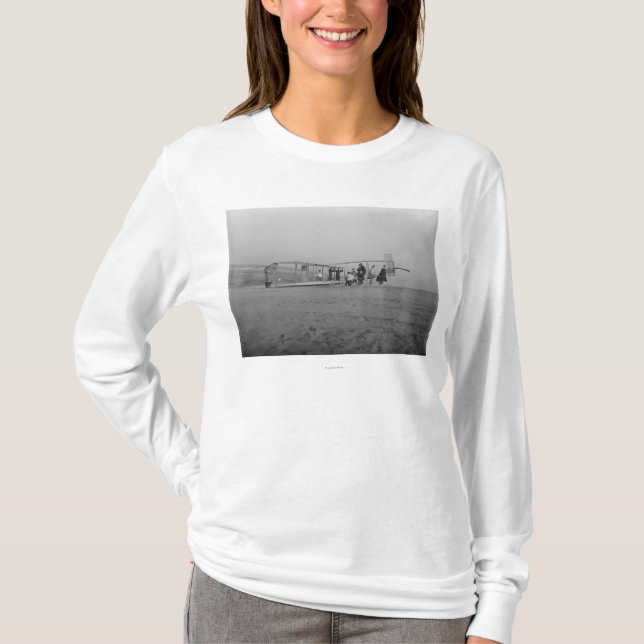 Glider being prepared for flight by T-Shirt (Front)