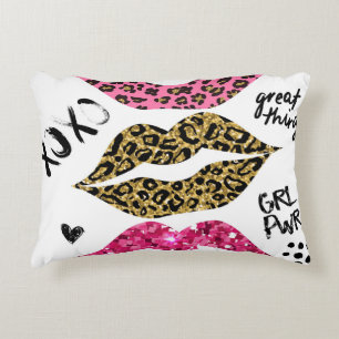 Glitter Lips: Fashionable Leopard Print Decorative Cushion