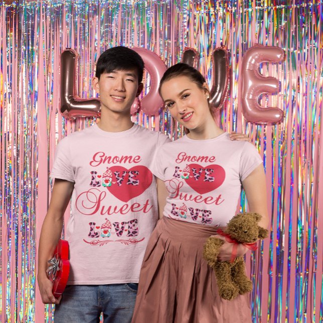 Gnome Love Sweet Love Valentines Unisex T-Shirt (Gnome Love Sweet Love Valentines Unisex T-Shirt)