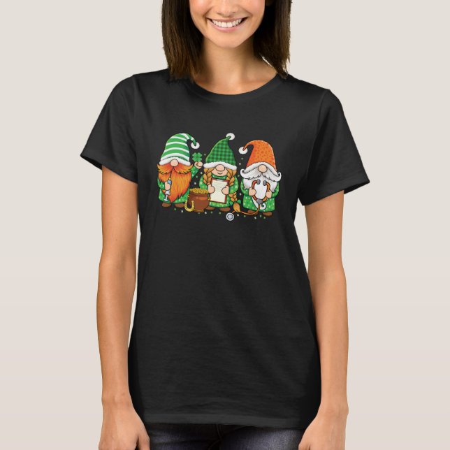 Gnome Nurses Saint Pattys day Scrub Nurse St Patri T-Shirt (Front)