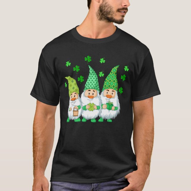 Gnomes st patricks day T-Shirt (Front)