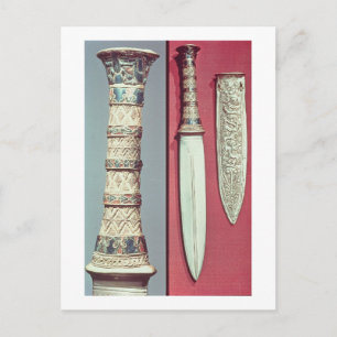 Gold dagger and sheath, Tutankhamun treasure, c.13 Postcard