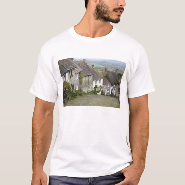 Gold Hill, Shaftesbury, Dorset, England, United T-Shirt (Front)