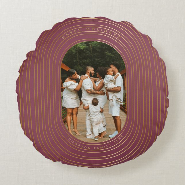 Gold Oval Frame Custom Photo Family Christmas  Round Cushion (Front)