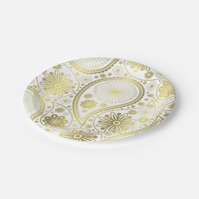 Gold paisley pattern paper plate (Angled)