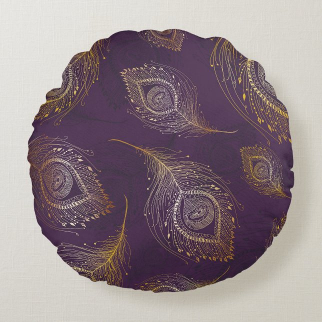 Gold peacock feather, violet background. round cushion (Front)