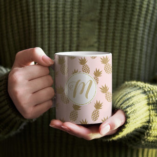 Gold Pineapple Pattern & Monogram Coffee Mug