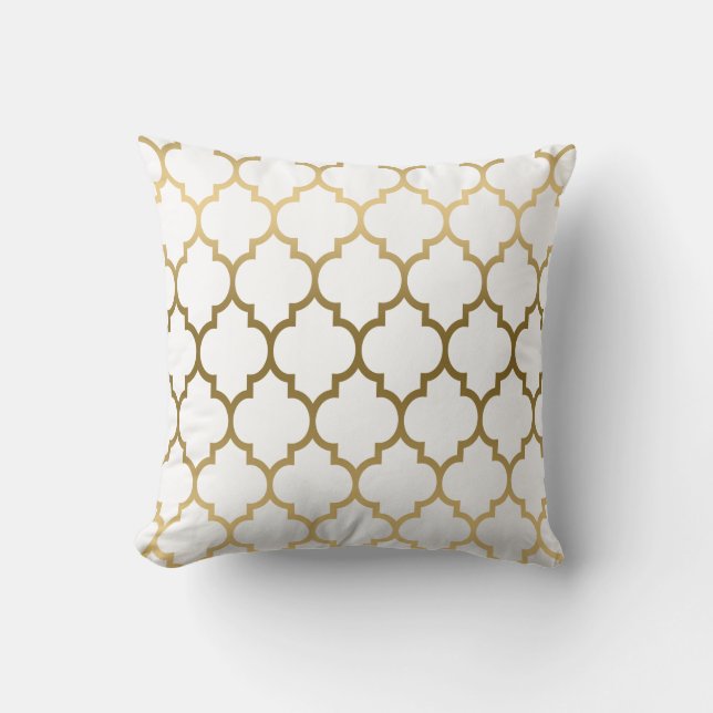 Gold Quatrefoil Pattern Custom Background Cushion (Front)