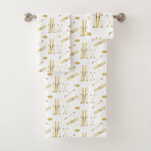 Gold Skis And Poles | Retro Ski Pattern 