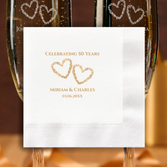 Golden 50th Wedding Anniversary Heart Personalised Napkin (Add couple’s name for elegant modern personalized 50th anniversary party napkins.
)