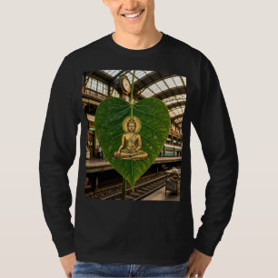 Golden Buddha Art on Green Leaf Men Long Sleeve T- T-Shirt