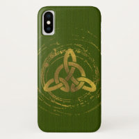 Golden Celtic Knot