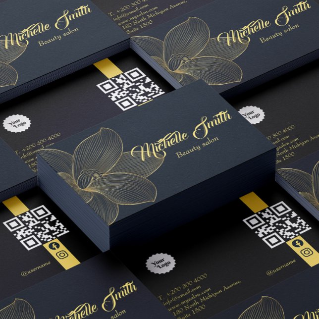Golden Details Aesthetician Qr Code Social Media Business Card (Golden Details Esthetician Qr Code Social Media Business Card)