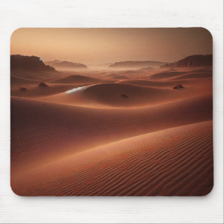 Golden Dunes – Serene Desert Landscape Mouse Pad
