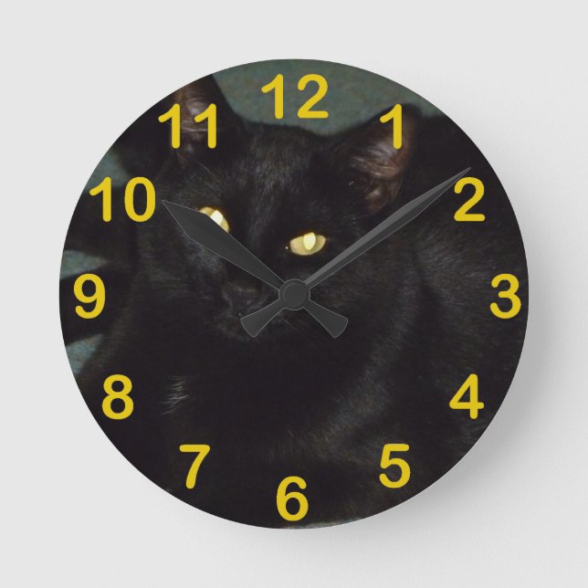 Golden eyes round clock (Front)